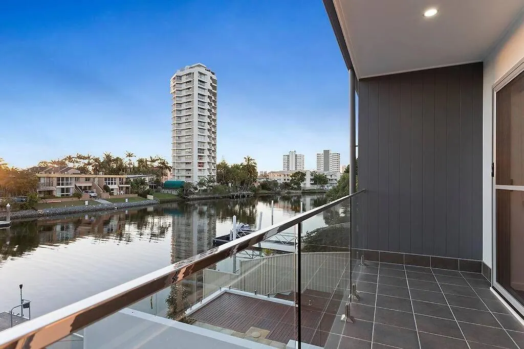 Bliss On Paradise Island Gold Coast