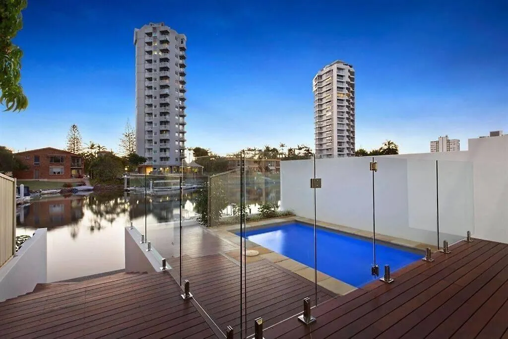 Bliss On Paradise Island Gold Coast