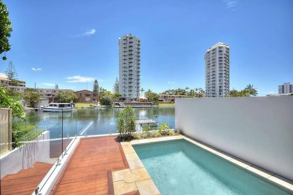 Villa Bliss On Paradise Island Gold Coast Australia